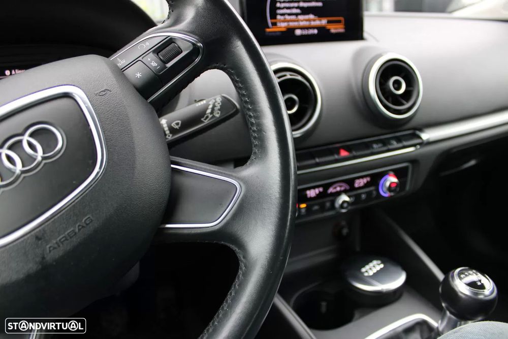 Audi A3 Sportback 1.6 TDI Sport - 10