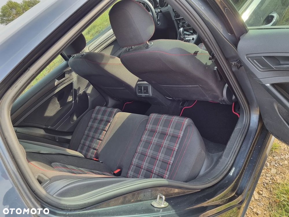 Volkswagen Golf 2.0 TSI BMT GTI DSG - 10