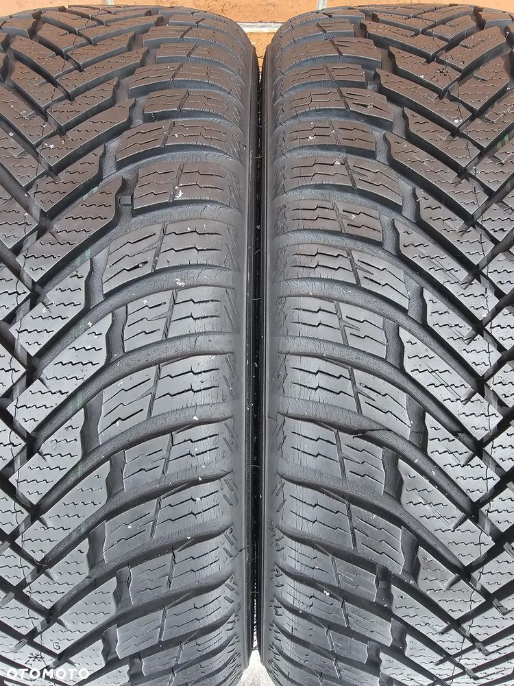 (A27) 195/50R15 82H 7,5mm 17r / Nokian WeatherProof - 3