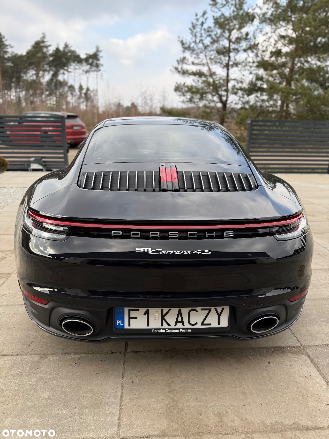 Porsche 911 Carrera 4S - 9