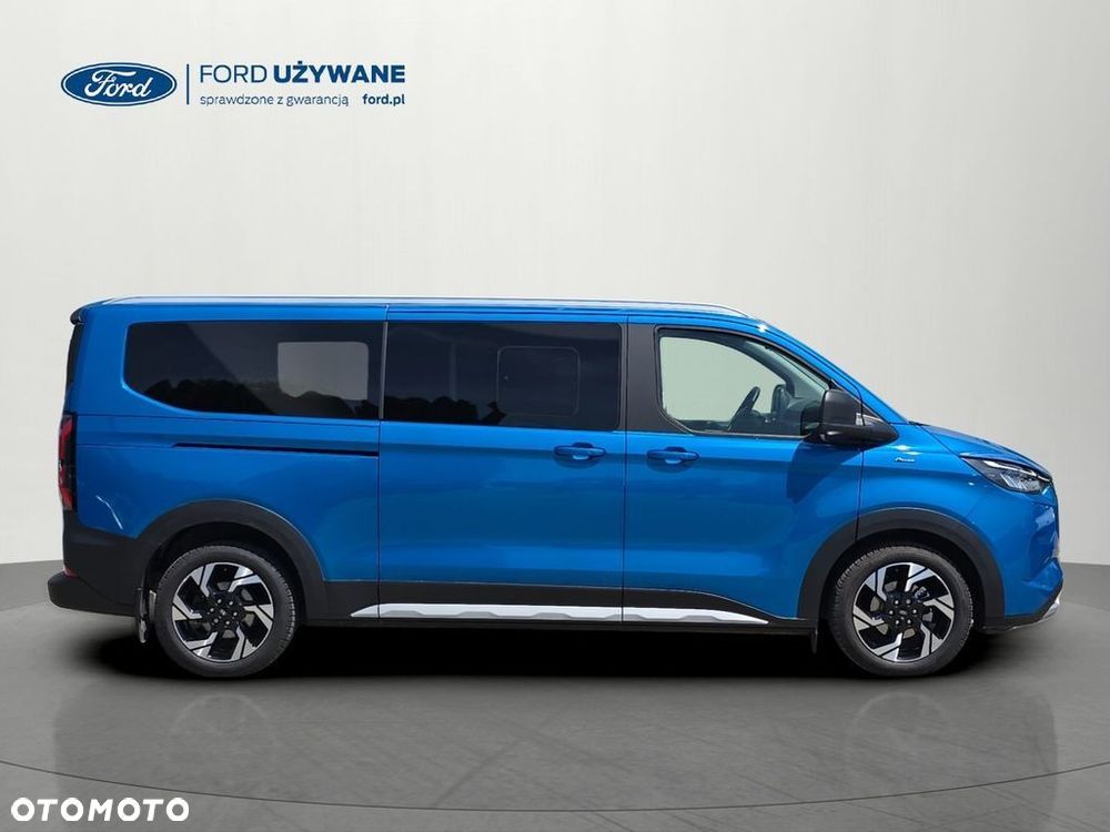 Ford Tourneo Custom - 6