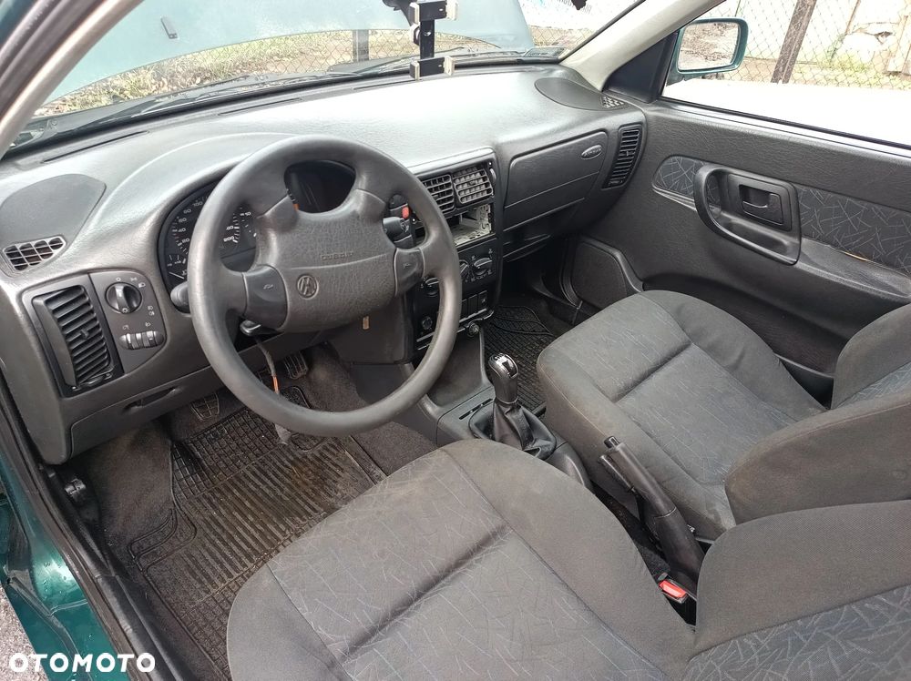 Volkswagen Polo Variant 64 SDI - 14