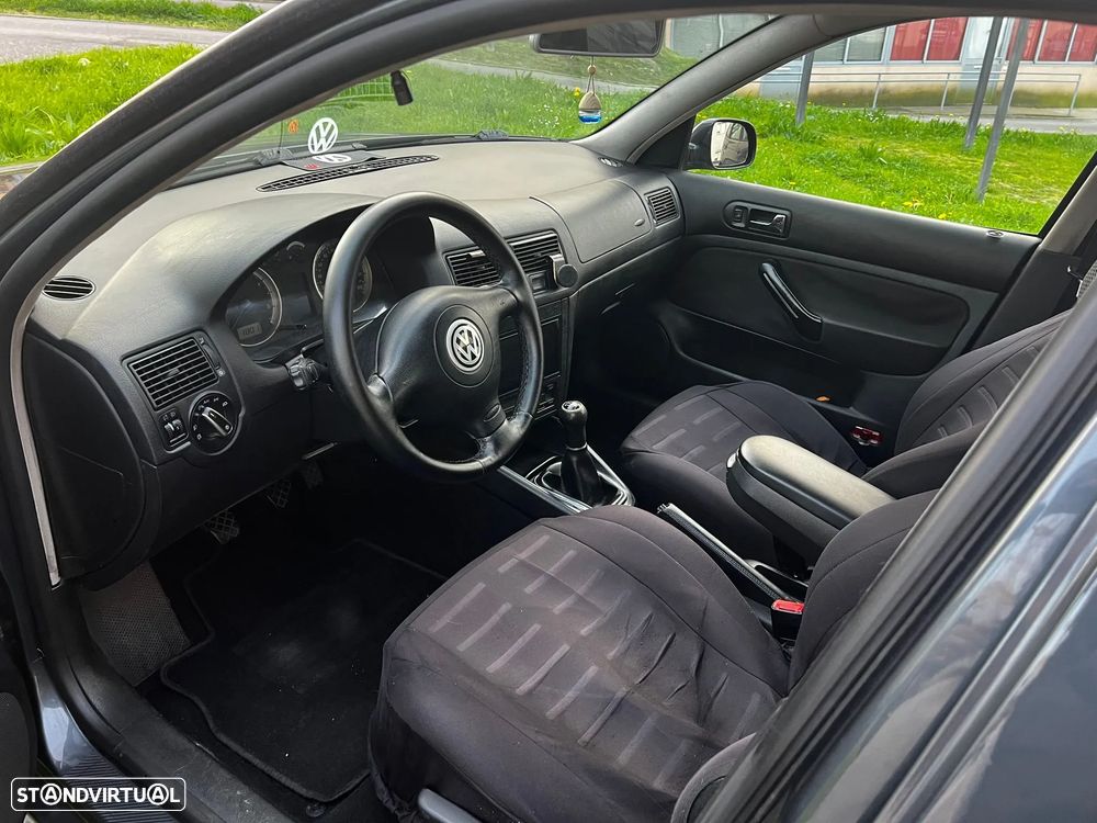 VW Golf Variant 1.9 TDi Highline - 21