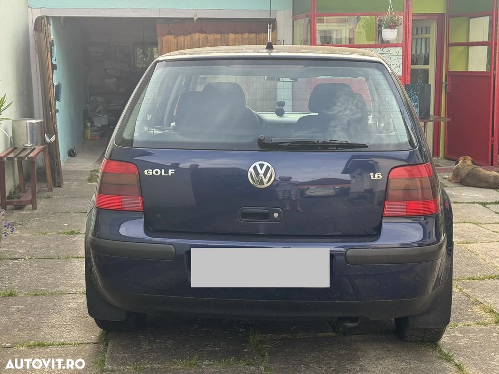 Volkswagen Golf - 4