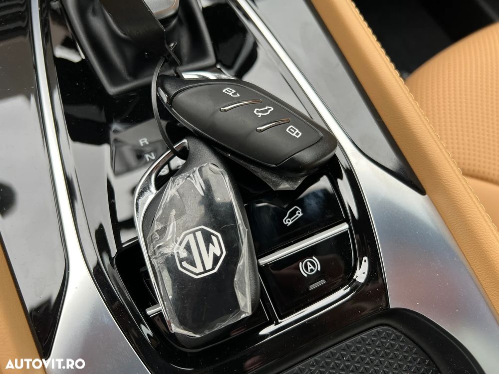 MG HS 1.5 T-GDi 7DCT Exclusive - 30