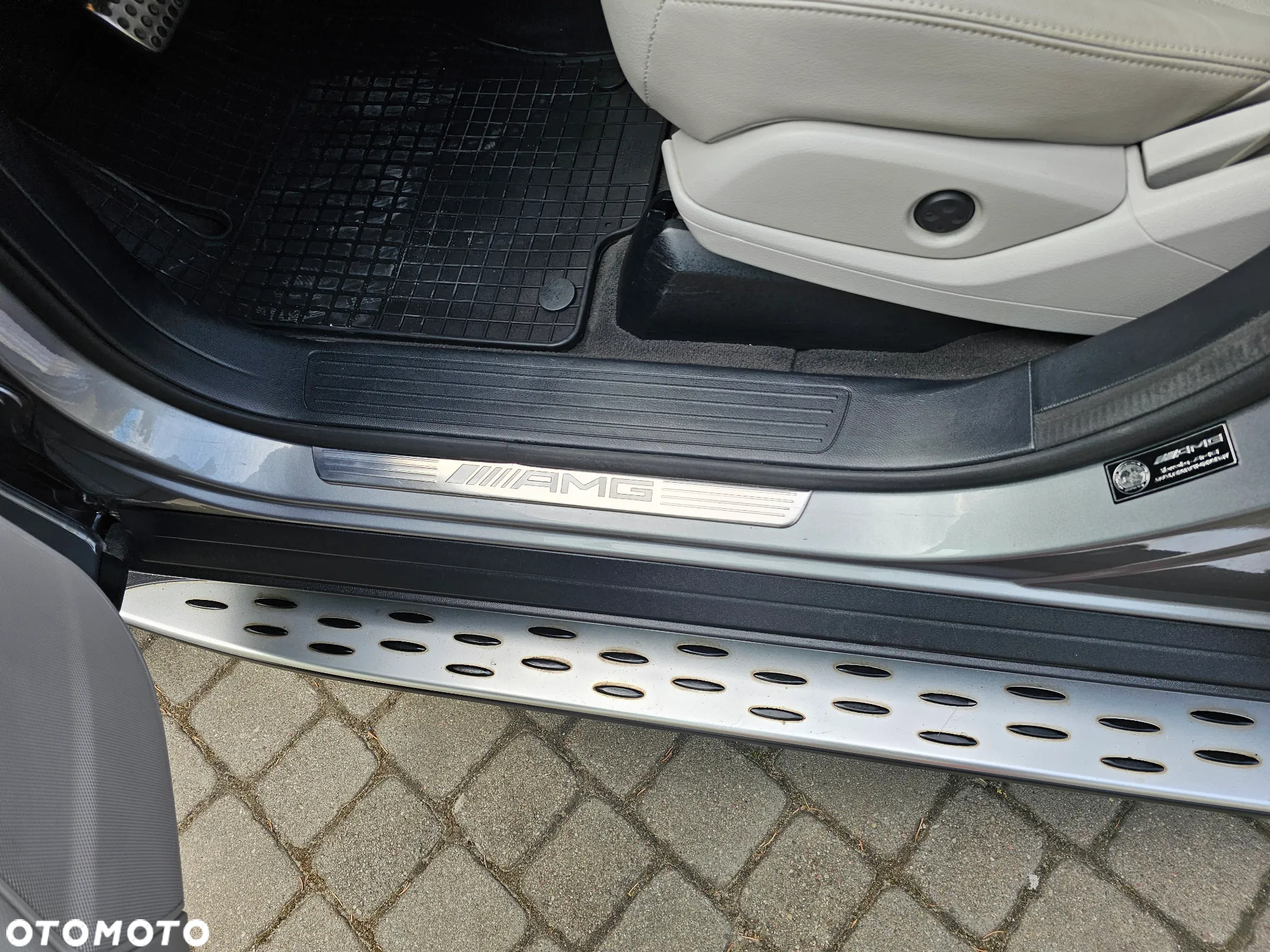 Mercedes-Benz ML - 14