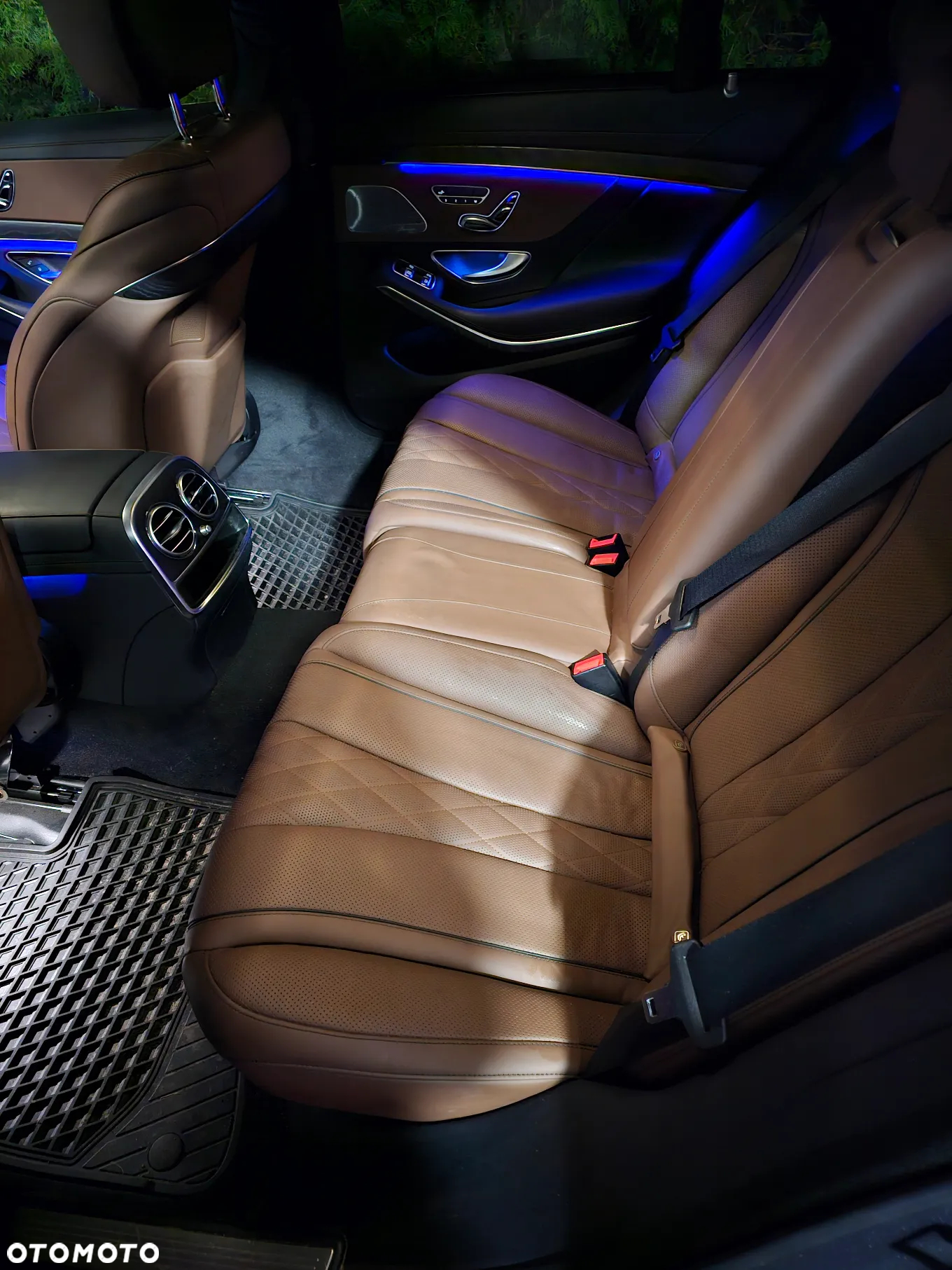Mercedes-Benz Klasa S 400 d 4-Matic 9G-TRONIC - 12
