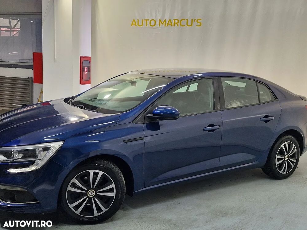 Renault Megane TCe Business - 10