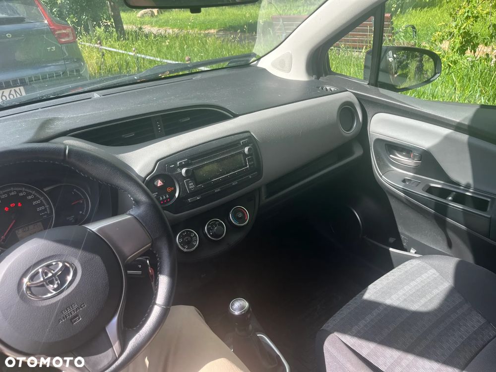 Toyota Yaris 1.33 Active EU6 - 10