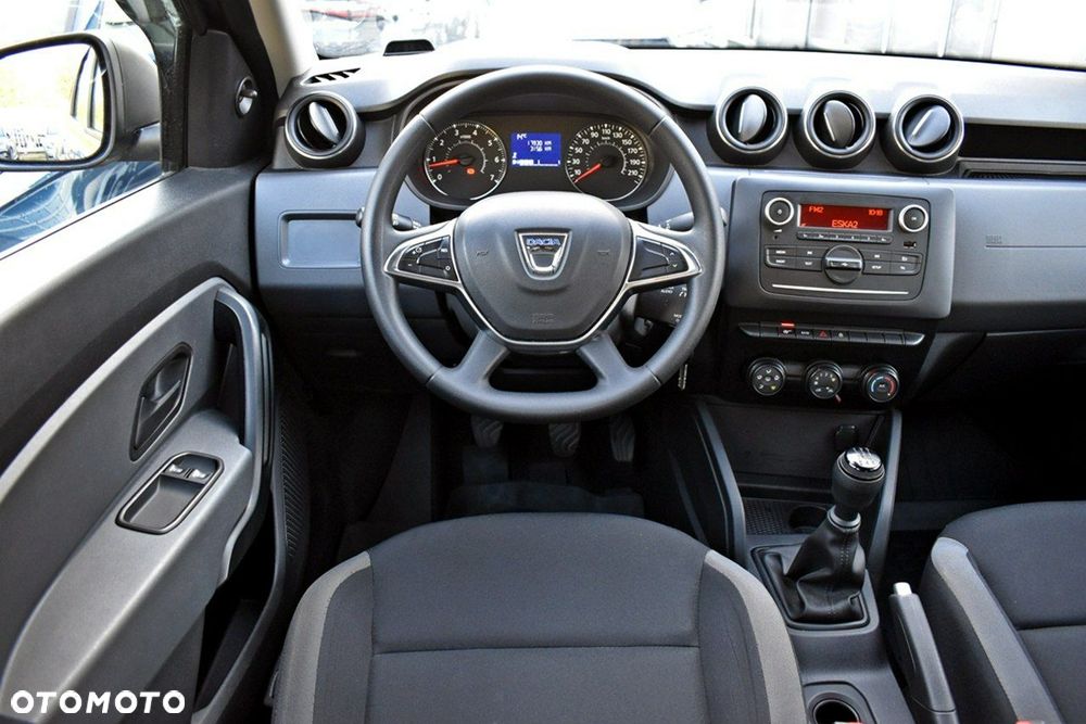 Dacia Duster 1.6 SCe Essential - 14