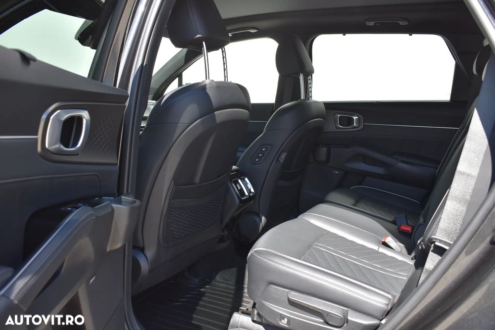 Kia Sorento 1.6 T-GDI HEV 6AT 4x4 7P Premium+ - 6