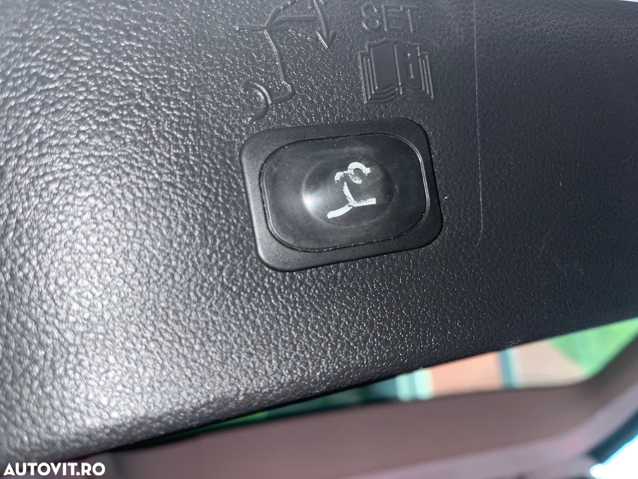 Ford Kuga - 25