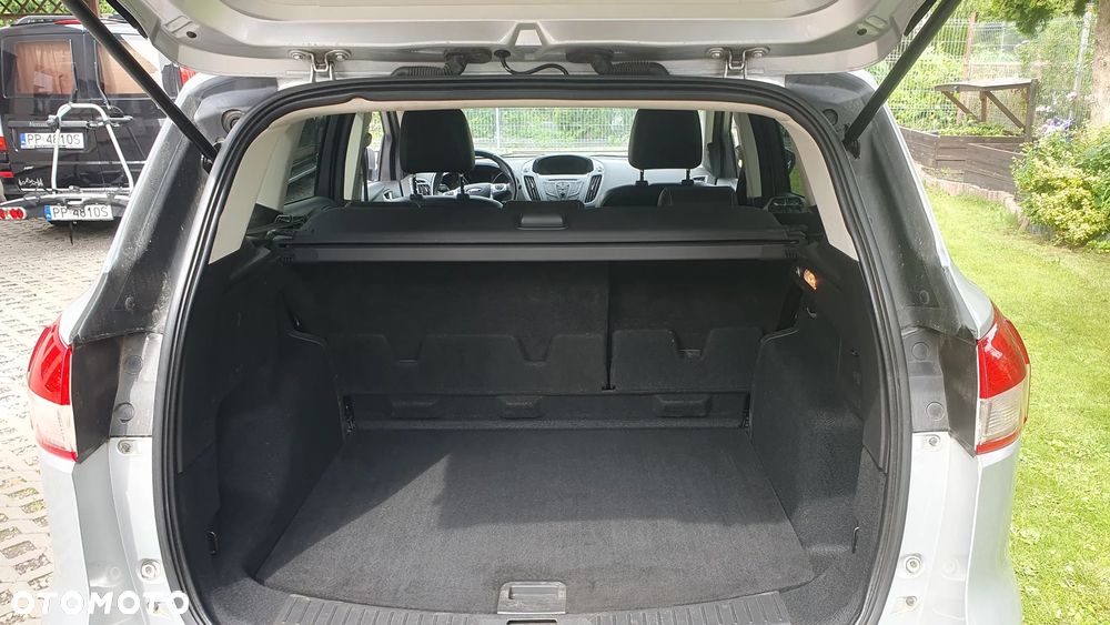 Ford Kuga 2.0 TDCi 2x4 Trend - 12