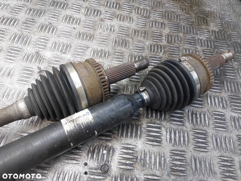 PÓŁOŚ LEWY PRAWY PRZÓD AUTOMAT CEED II 1.6 CRDI 49501A6200 49500A6200 - 4