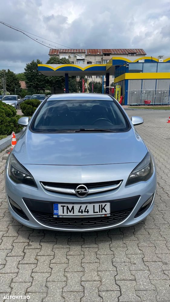 Opel Astra - 2