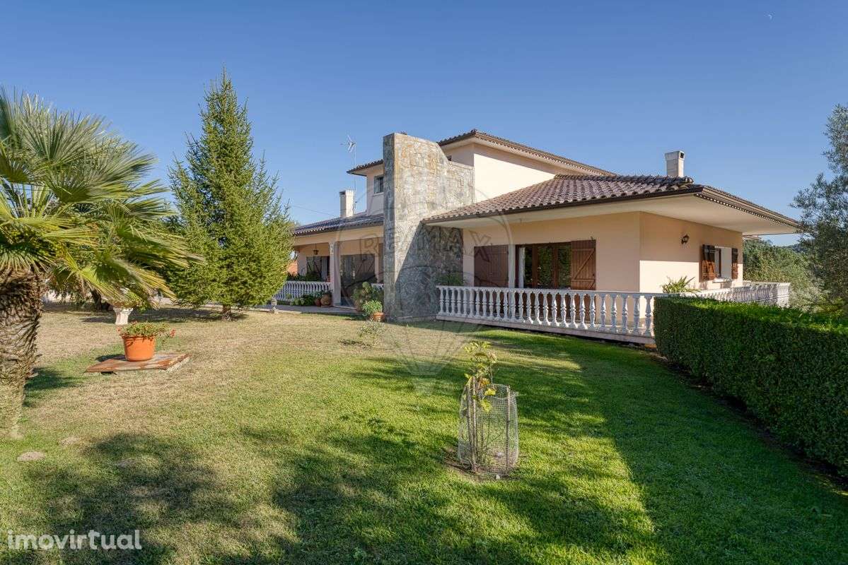 Moradia T6 para venda - Grande imagem: 2/42