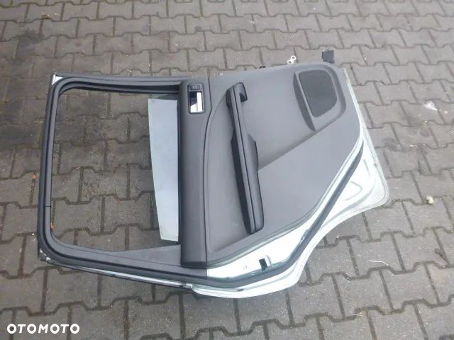 DRZWI LEWY TYŁ LEWE TYLNE FORD FOCUS C-MAX MK1 KOMPLETNE KOLOR U2 - 17