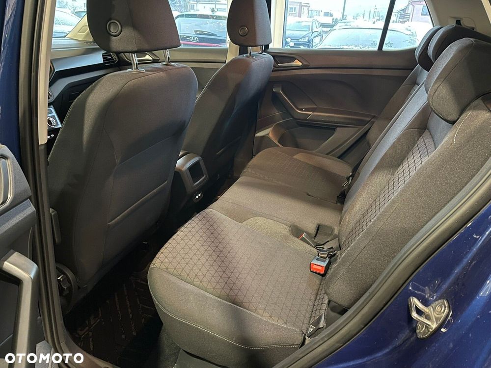Volkswagen T-Cross - 10
