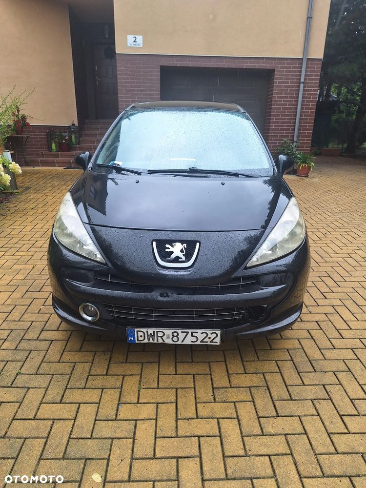 Peugeot 207 1.4 16V Trendy - 1