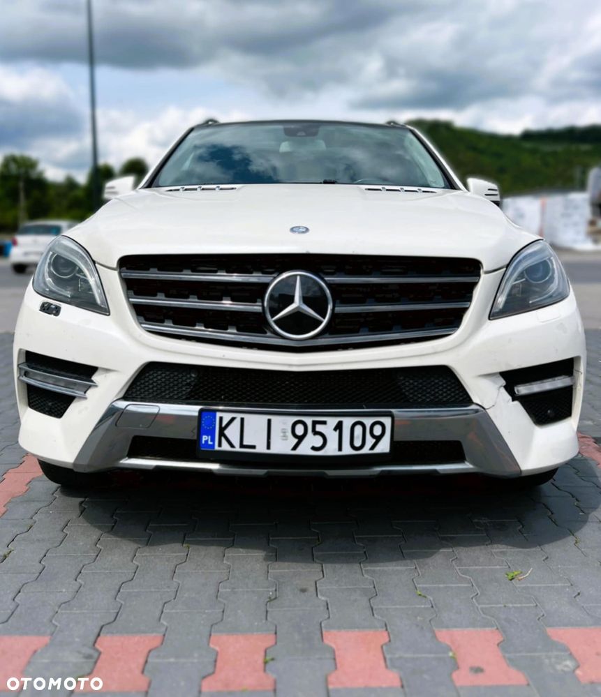 Mercedes-Benz ML - 4