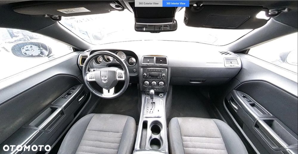 Dodge Challenger - 16