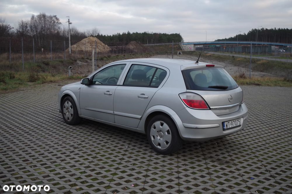 Opel Astra 1.6 Enjoy - 6