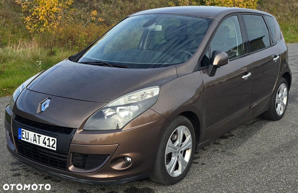 Renault Scenic 2010 photo 2