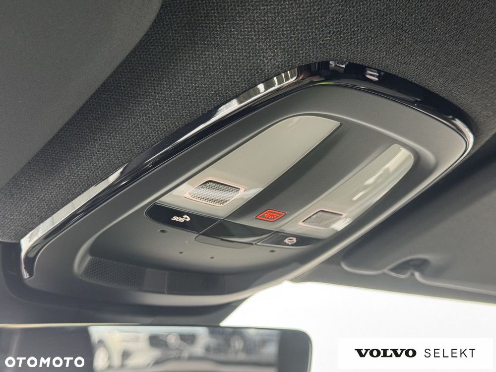Volvo XC 40 - 32