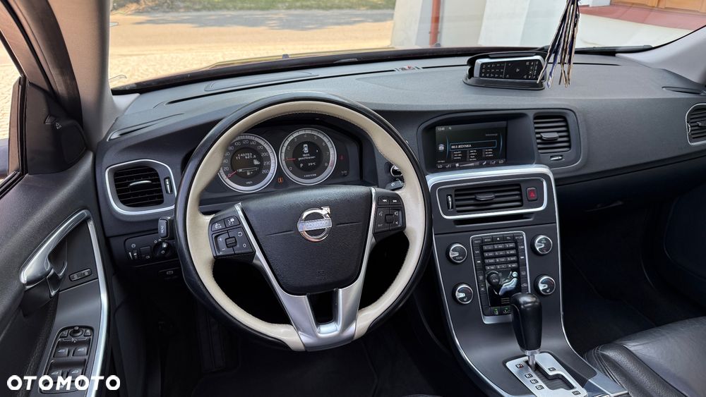 Volvo S60 T4 Powershift Summum - 10