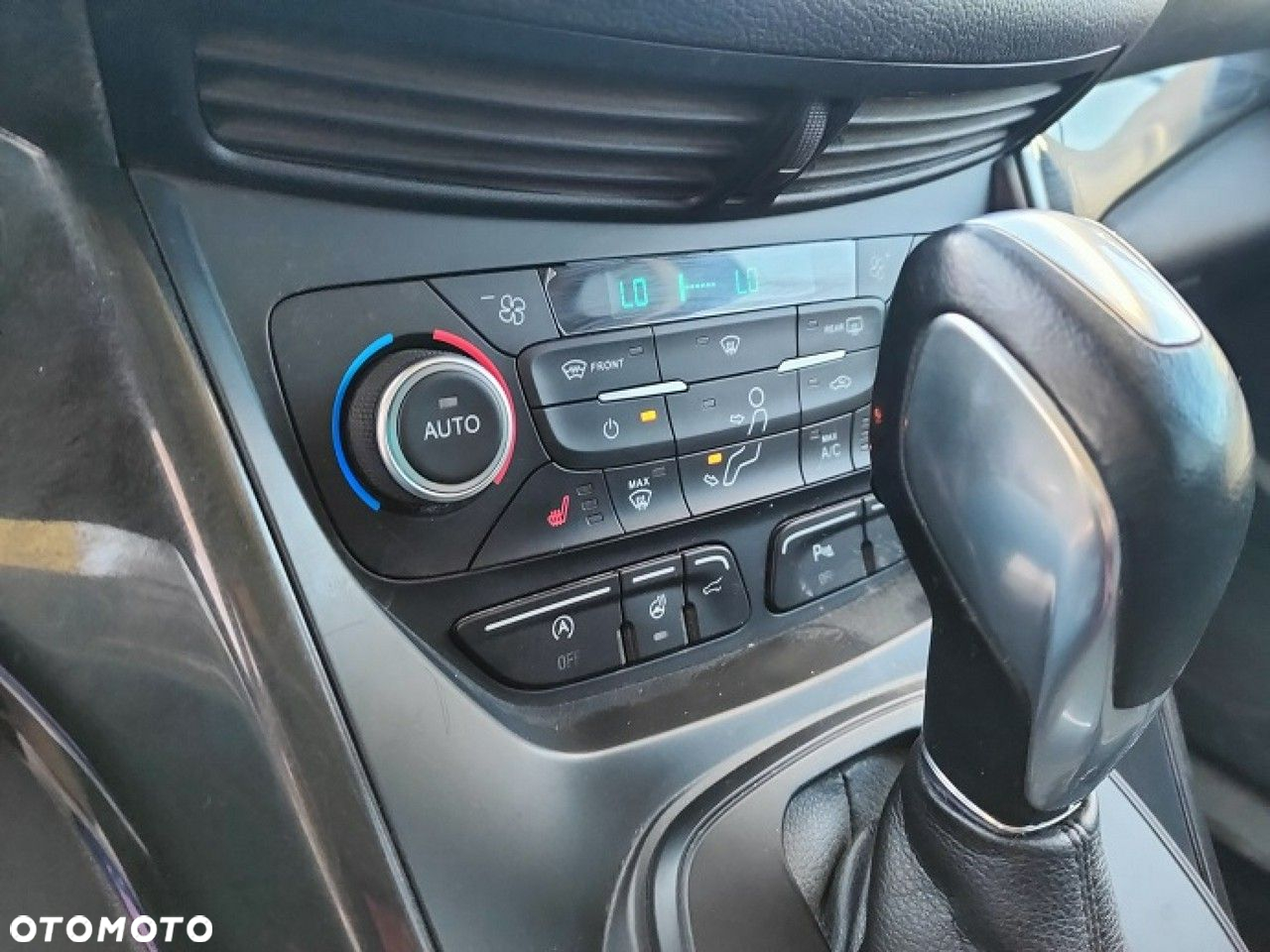 Ford Kuga - 19