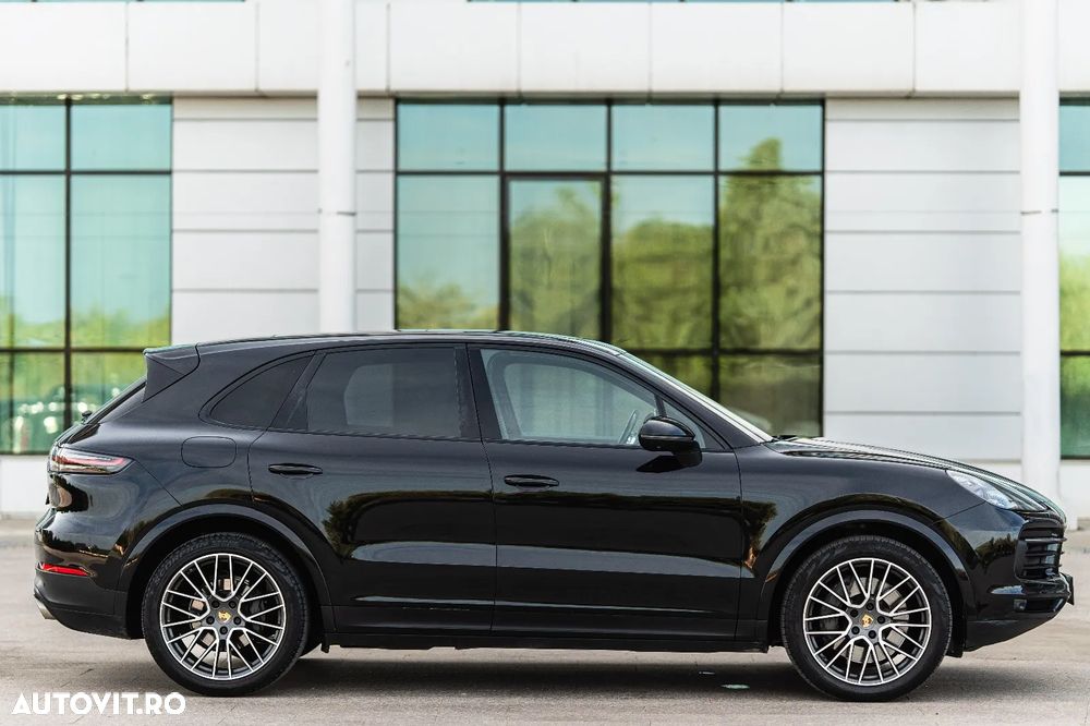 Porsche Cayenne - 3