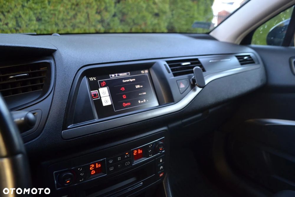 Citroën C5 Tourer BlueHDi 150 S&S Exclusive - 20