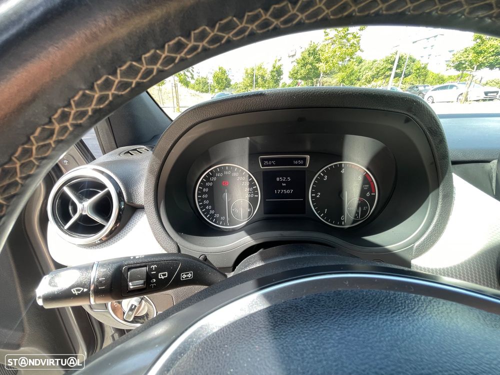 Mercedes-Benz B 180 CDI BlueEFFICIENCY - 7