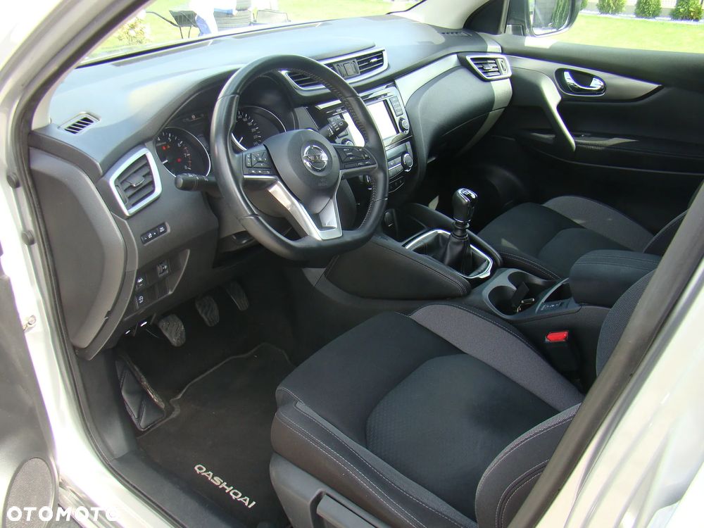 Nissan Qashqai 1.2 DIG-T N-Connecta - 20