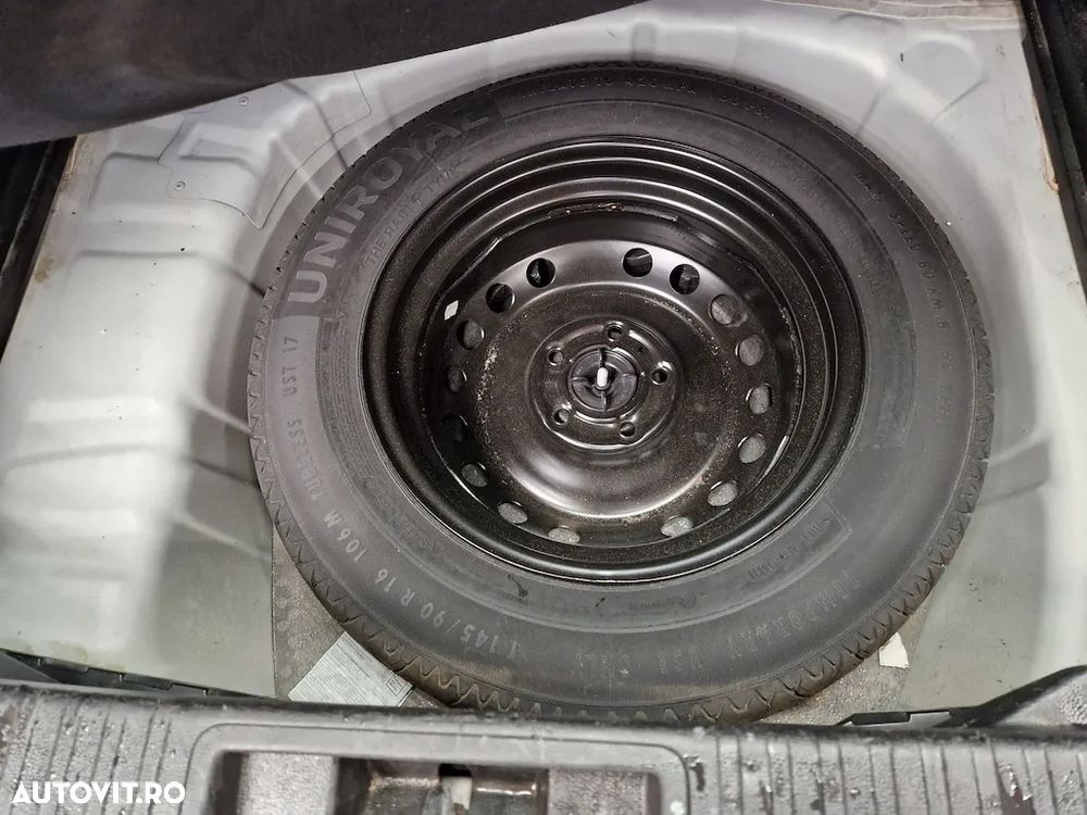 Renault Captur TCe 140 GPF ZEN - 6