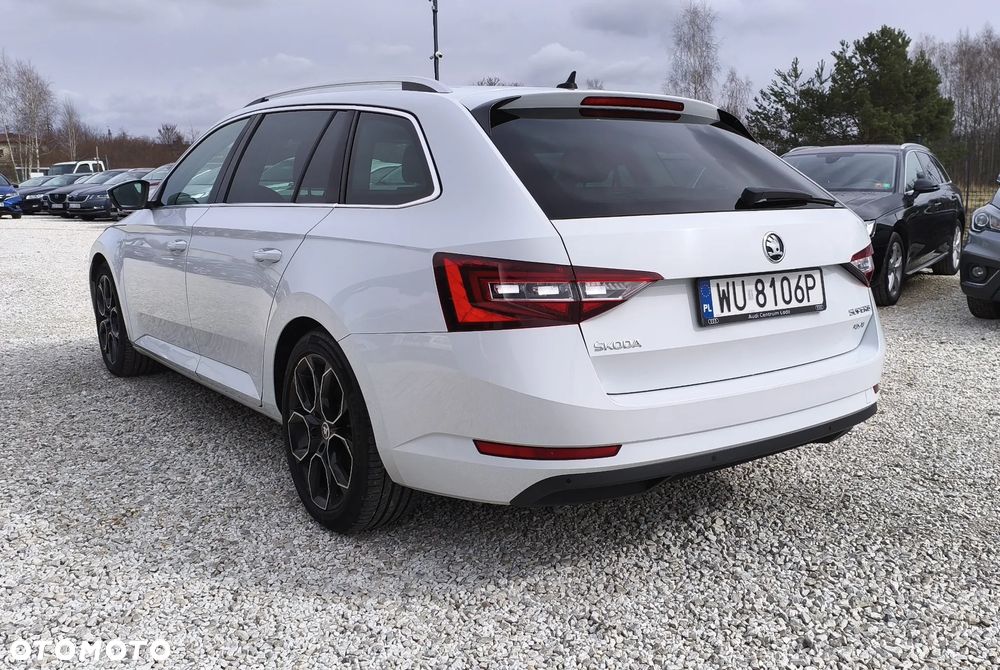 Skoda Superb 2.0 TDI L&K DSG - 3