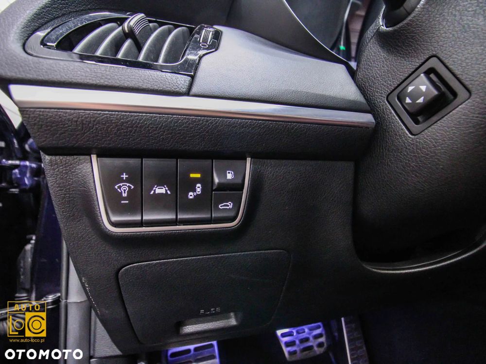 Kia Stinger 2.0 T-GDI GT Line - 31