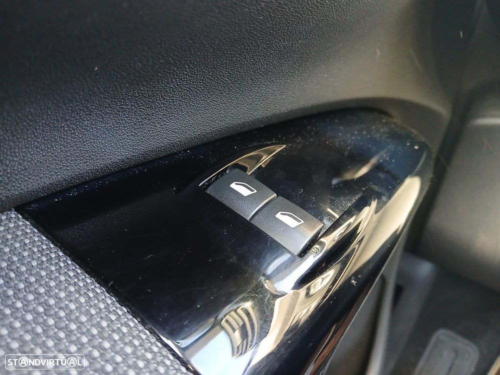 Citroën C4 Cactus 1.6 e-HDi Feel Ed.Hello ETG6 - 23