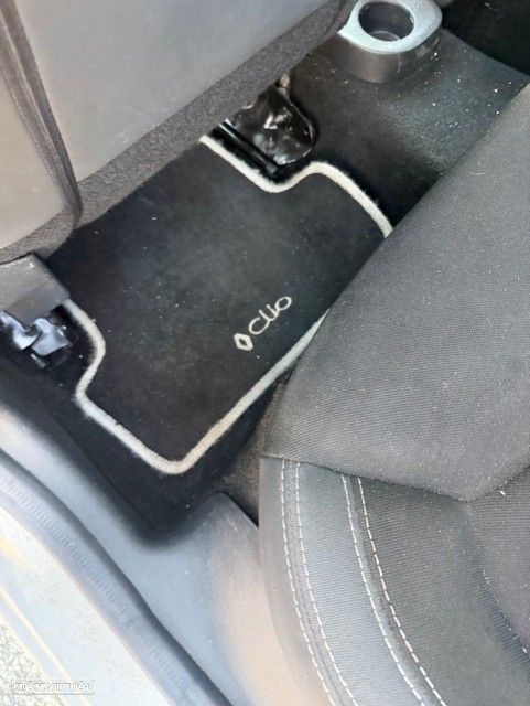 Renault Clio Sport Tourer Energy dCi 90 Business - 10