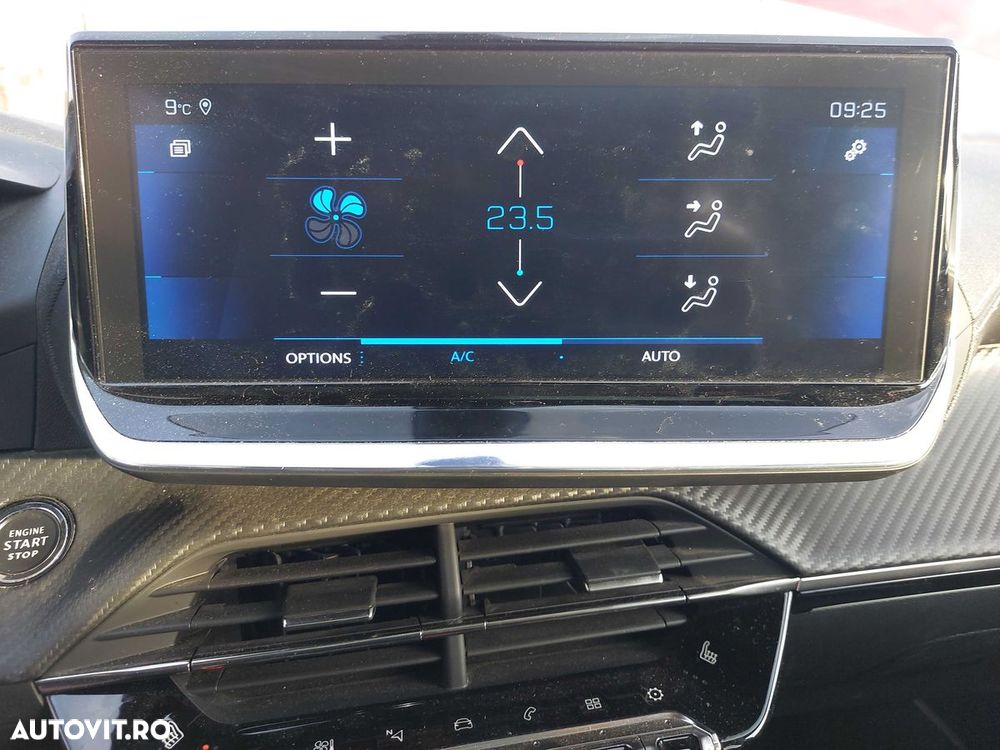 Peugeot 2008 PureTech 130 EAT8 GT - 8