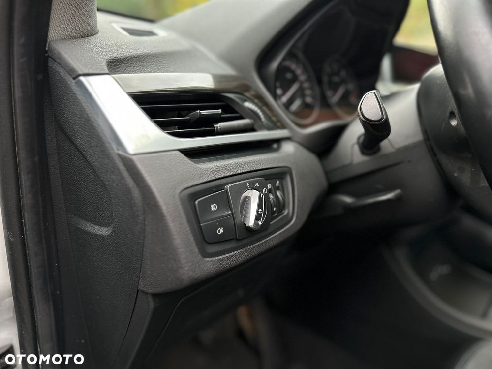 BMW X1 xDrive25d Advantage - 24