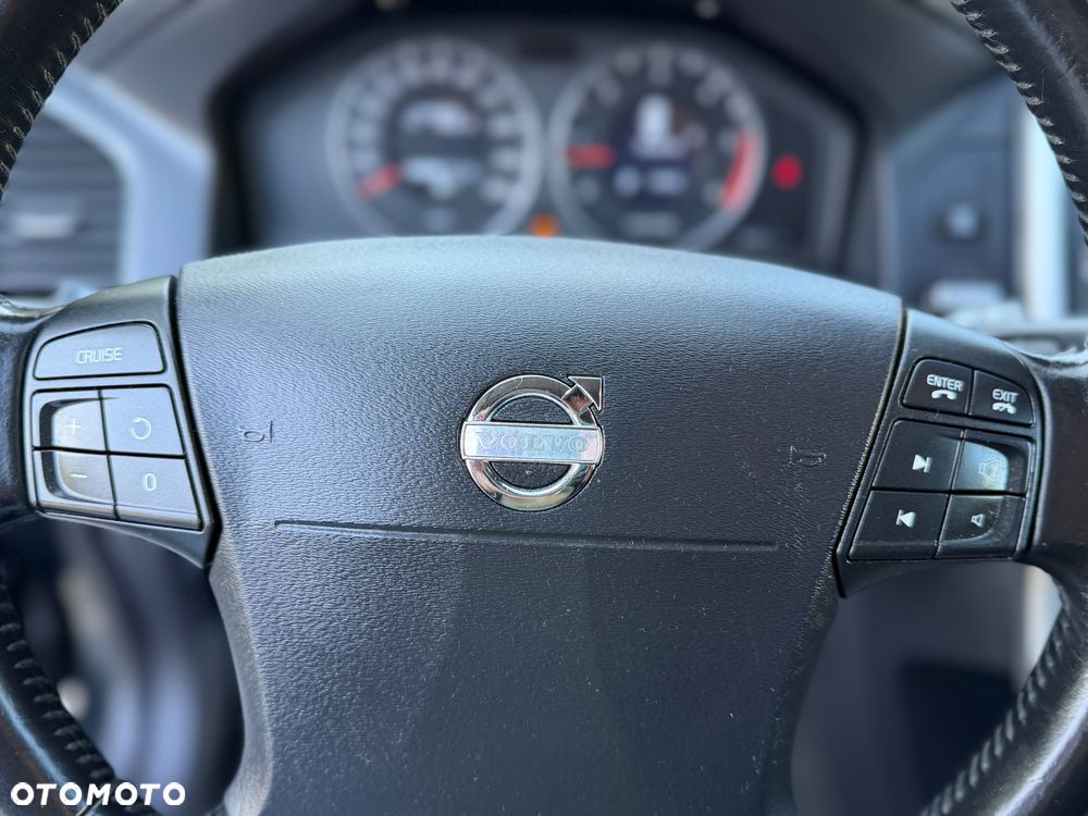 Volvo XC 60 D5 AWD Momentum - 16