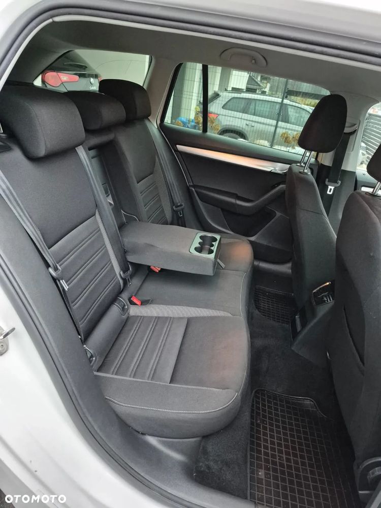 Skoda Octavia 2.0 TDI Style - 9