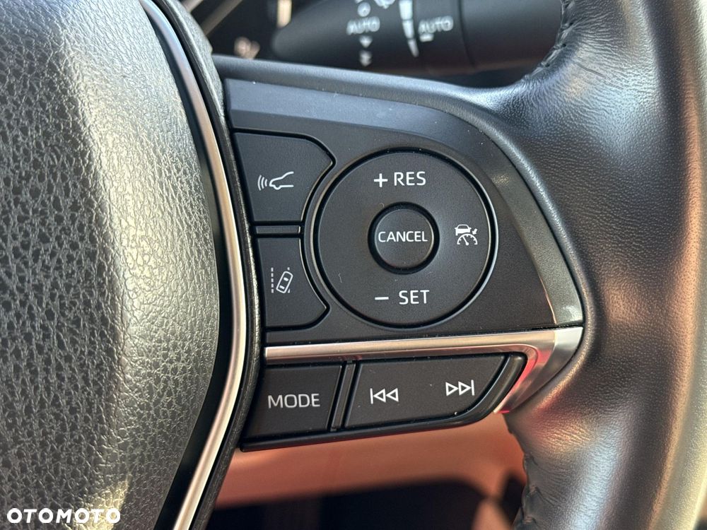 Toyota Camry 2.5 Hybrid Comfort CVT - 16