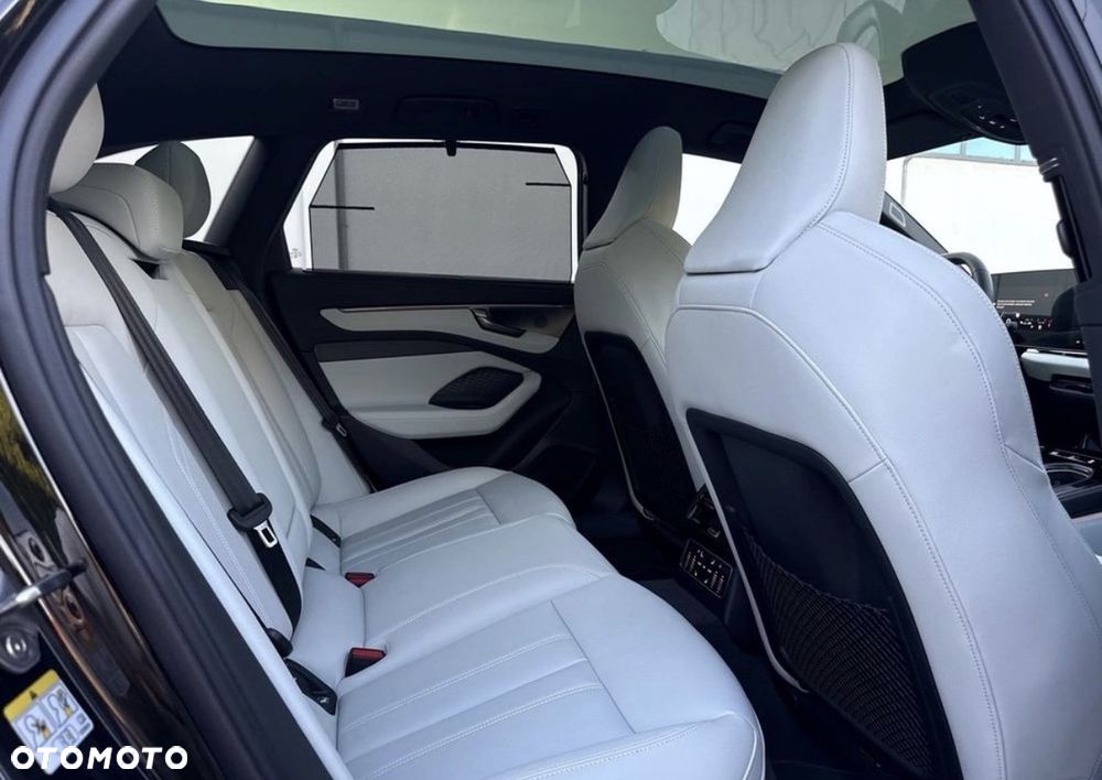 Audi A6 Avant - 10