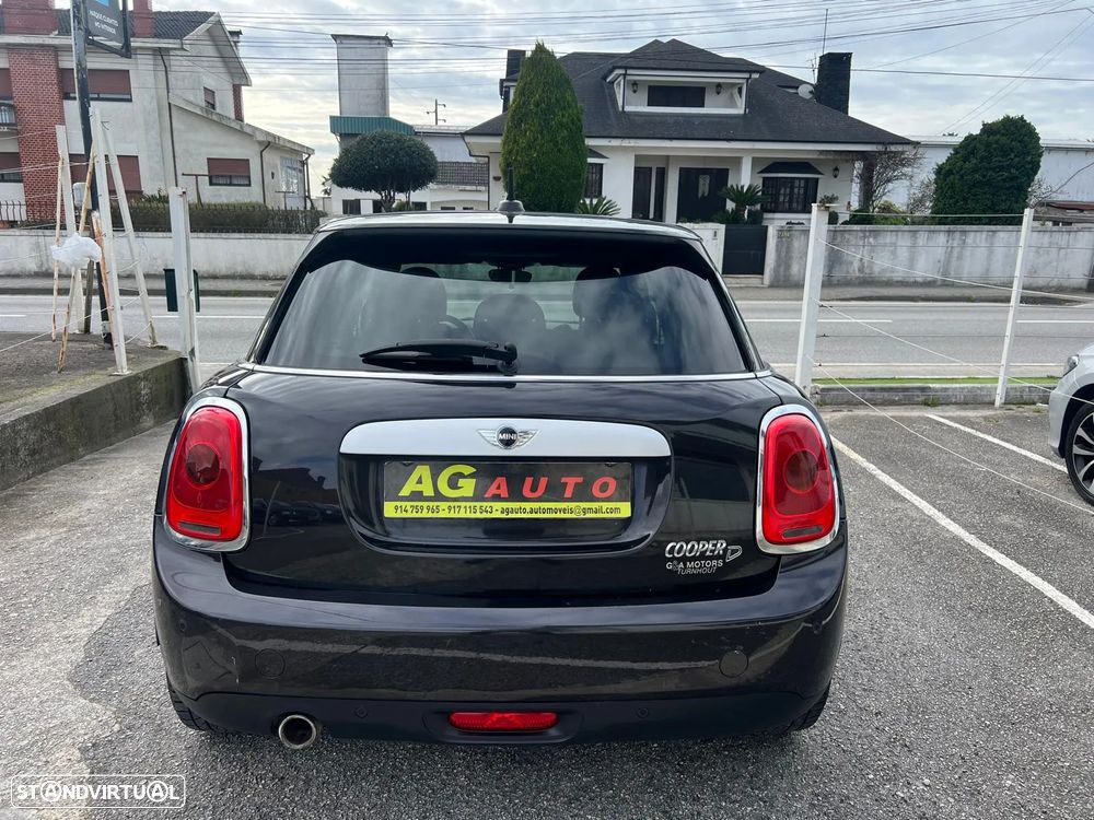 MINI 5 Portas Cooper D - 6
