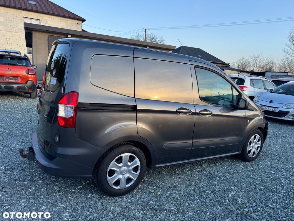Ford Transit Courier - 6