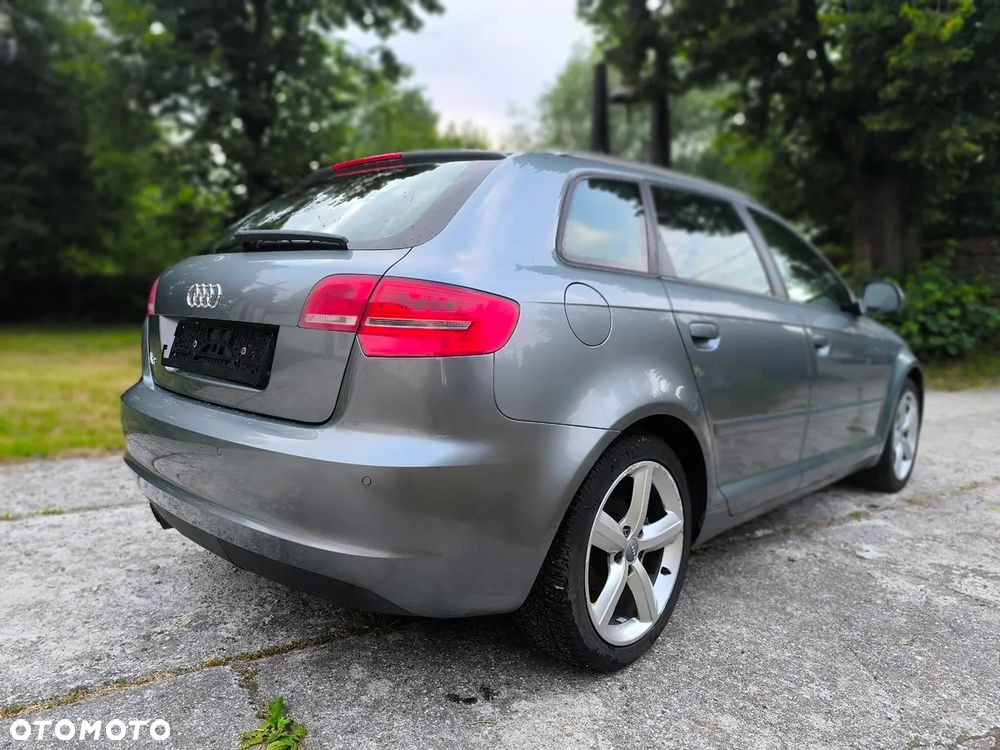 Audi A3 Sportback 1.4 TFSI Attraction - 3