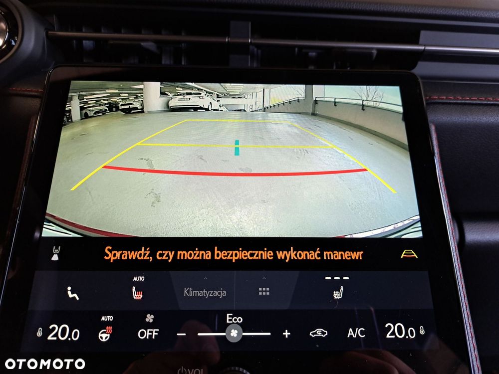 Lexus LBX 1.5 Hybrid Emotion - 22