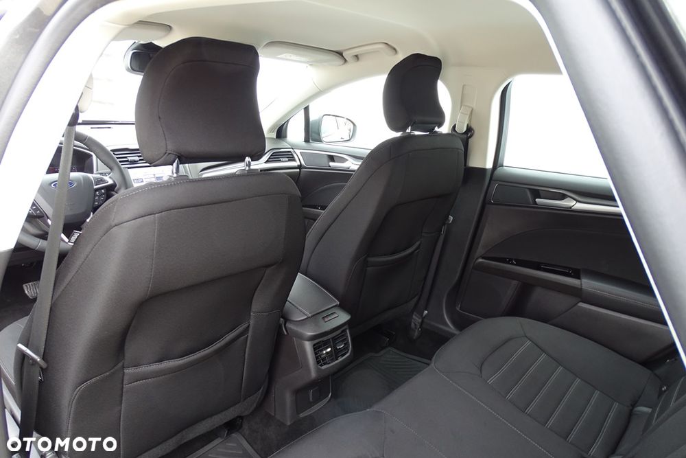 Ford Mondeo - 11